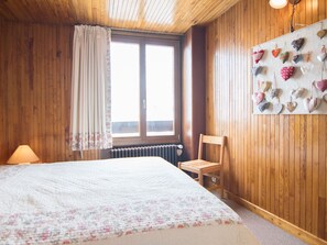 1 bedroom, free WiFi