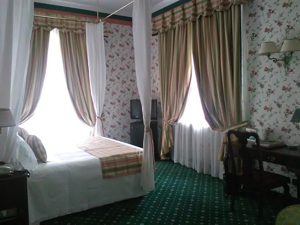 Junior Suite, 1 Double Bed | Frette Italian sheets, premium bedding, down comforters, pillowtop beds