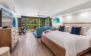 Tabla de planchar con plancha, wifi, ropa de cama