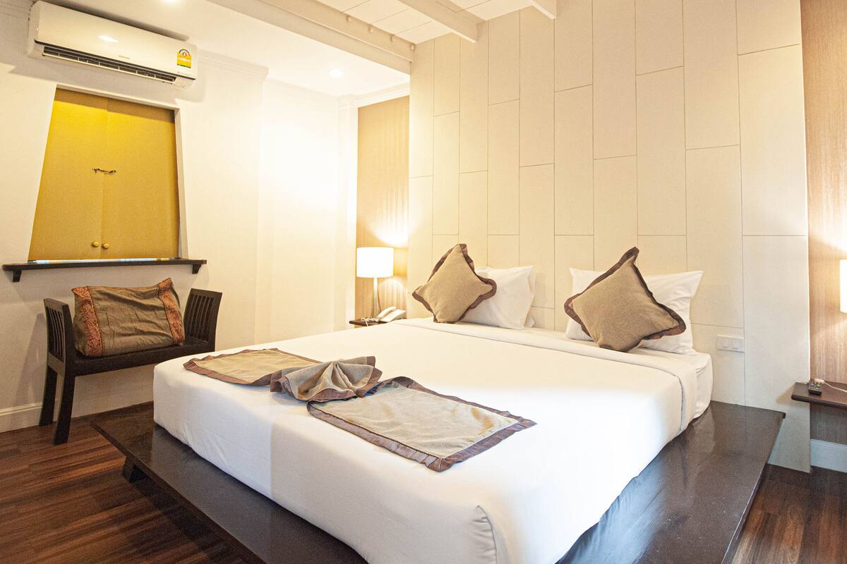 Superior Premier Room | Safe på rommet, skrivebord og wi-fi (inkludert)