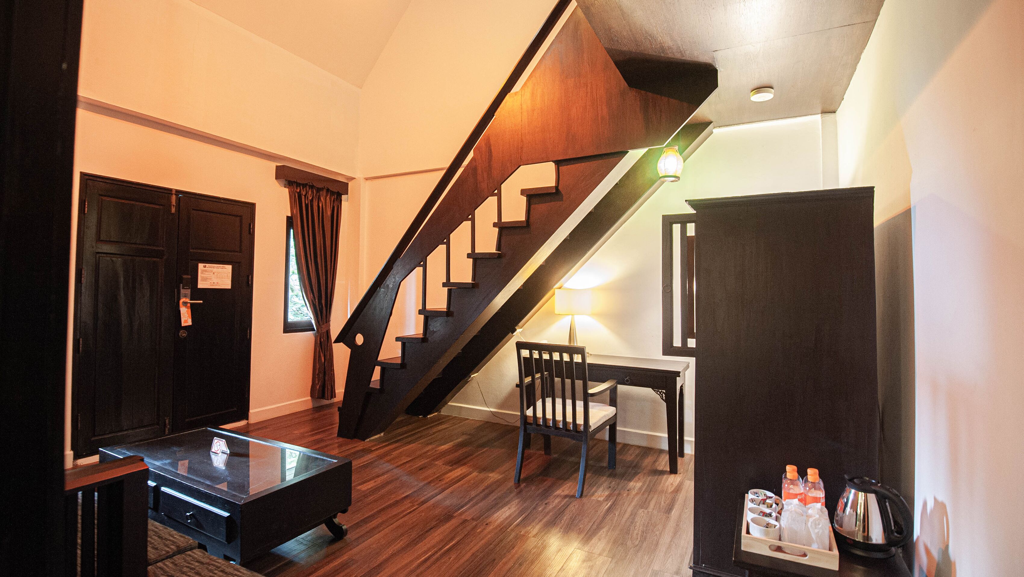 presidential suite | 2 bedrooms, in-room safe, desk, free wifi