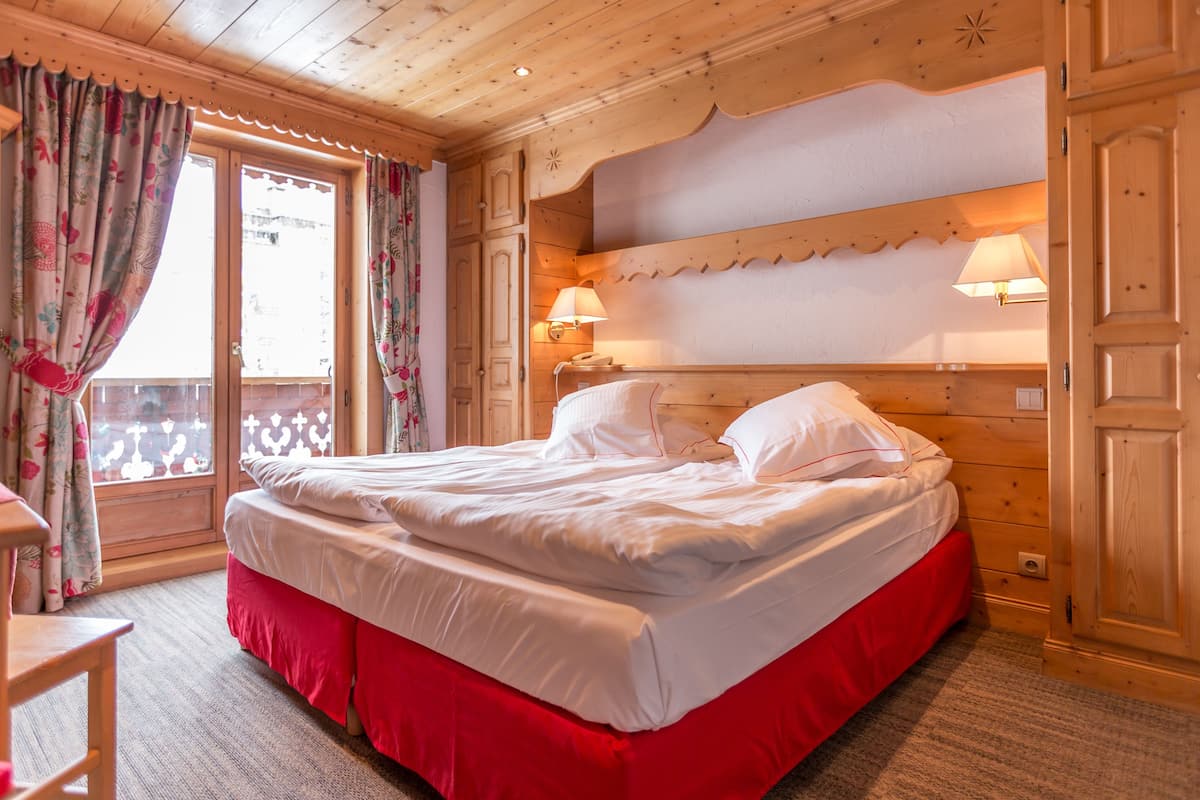 In-room safe, blackout drapes, WiFi (free), individually decorated