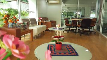 Sala de estar en el lobby