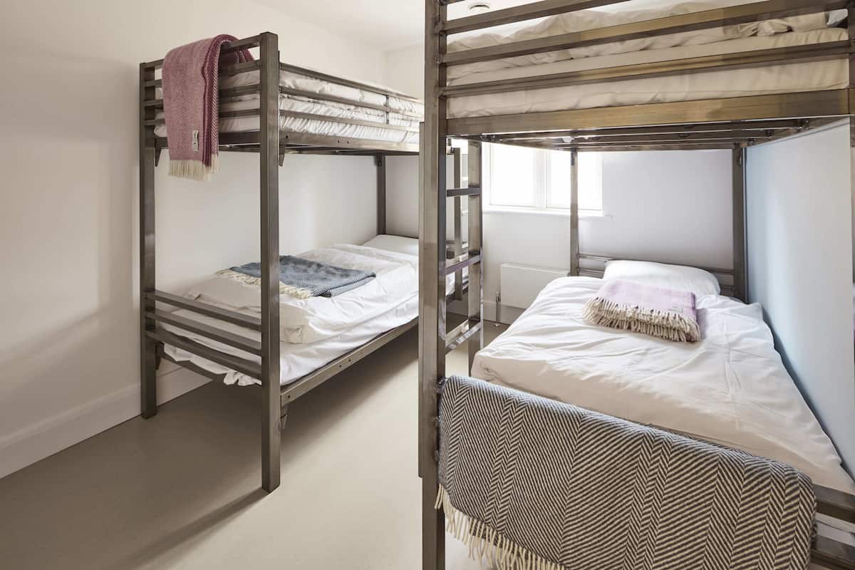 Family Room (With Shower) | Free WiFi, bed sheets