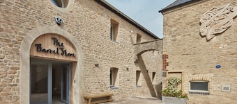 The Barrel Store - Hostel