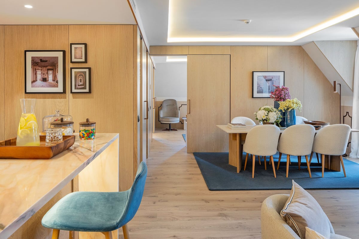 Signature Suite (Garden) | Living area | Smart TV