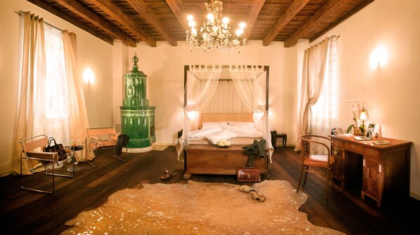 Romantic Suite, 1 Queen Bed