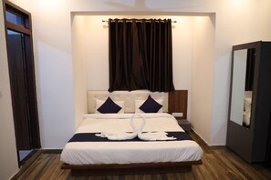 Deluxe Double Room, 1 Double Bed, Smoking