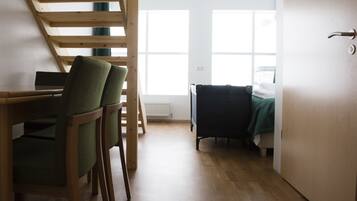 Family Quadruple Room, Private Bathroom | Desk, blackout curtains, free WiFi, bed sheets
