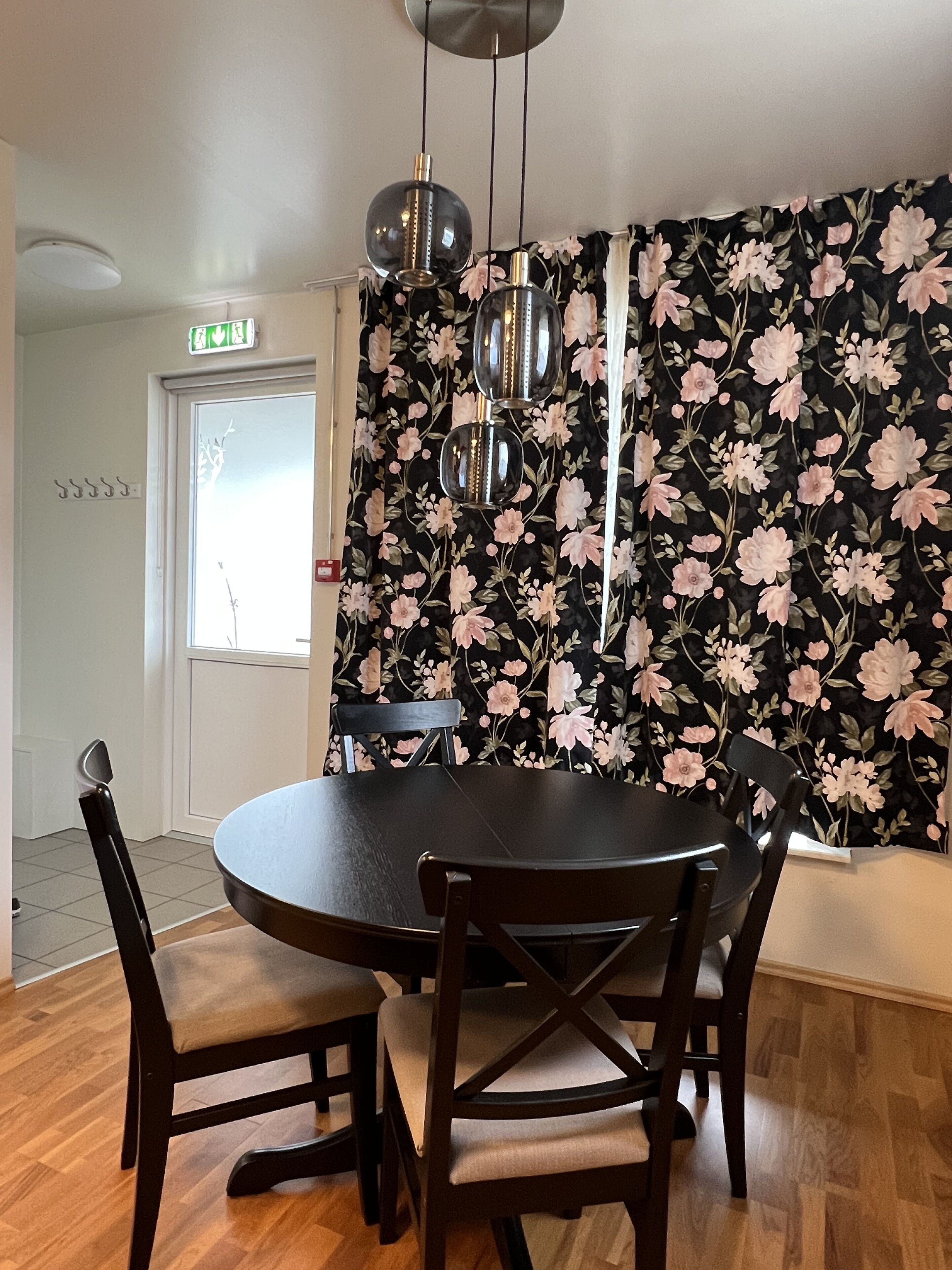 Standard Apartment, 1 Bedroom | Dining room