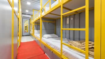 Gold Dormitory Male | Free WiFi