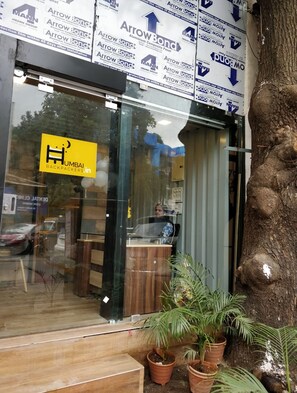 Exterior - Mumbai Backpackers, Andheri MIDC (Mumbai)