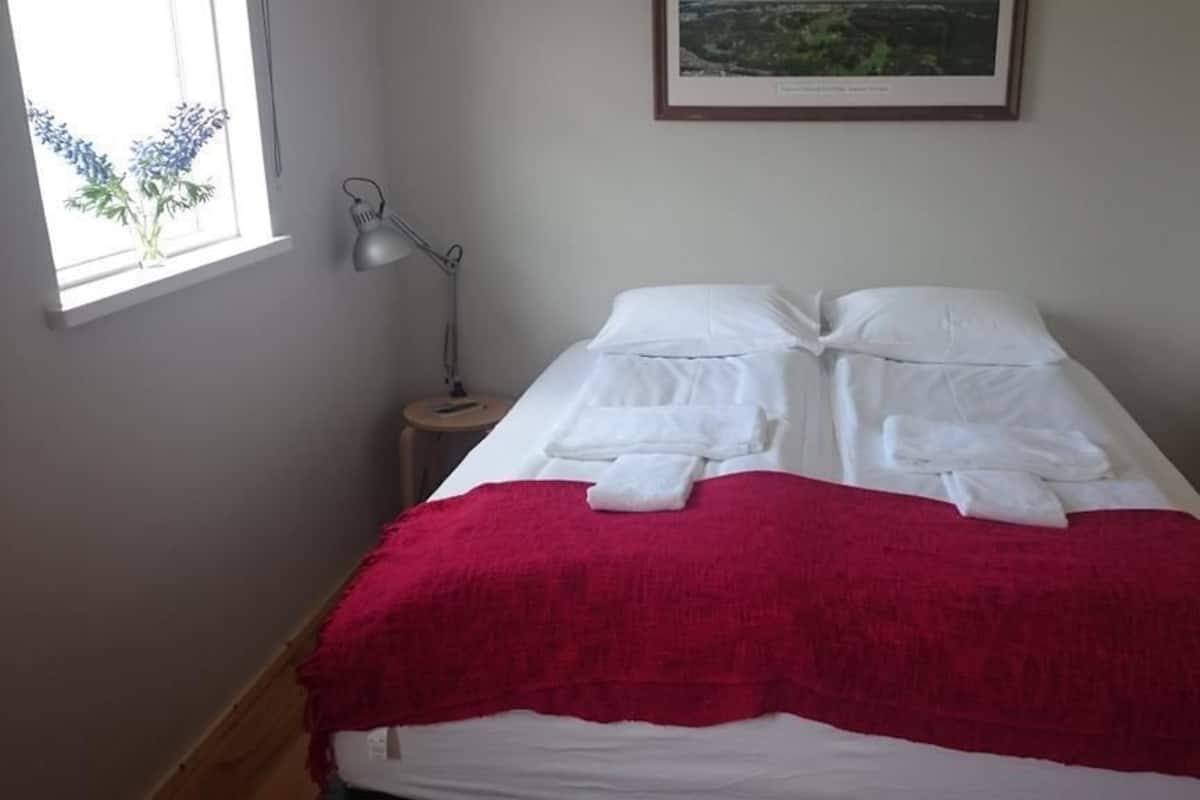 Studio, uitzicht op zee | Verduisterende gordijnen, gratis babybedden, gratis wifi, beddengoed