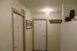 Lobby sitting area - Nord Marina Guesthouse (Seydisfjordur)