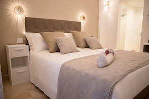 Business Double Room | Hypo-allergenic bedding, minibar, in-room safe, desk - Monun Hotel & Spa (Grottaglie)