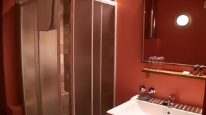 Bathroom - Agroturismo Iabiti-Aurrekoa (Zamudio)
