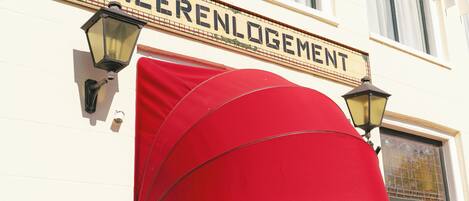 Façade de lâhĂ©bergement