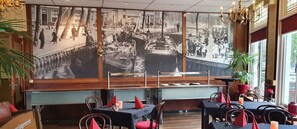 Lunch and dinner served - Hotel 't Heerenlogement (Harlingen)