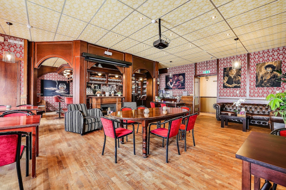 Hotel Restaurant 't Heerenlogement in Harlingen by null