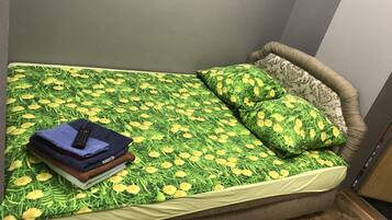 Economy Double Room, 1 Double Bed, Non Smoking | Iron/ironing board, free WiFi, bed sheets