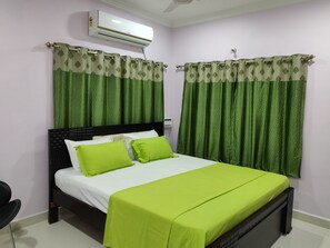 Executive House, Multiple Beds, Non Smoking | Frette Italian sheets, premium bedding, pillow-top beds, free WiFi - Mytri Nivas (Visakhapatnam)