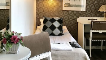 Single Room (Shared bathroom) | 1 bilik tidur, dihias secara berasingan