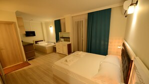 Ảnh chưa phân loại, 2 trong số 48 ảnh, nút