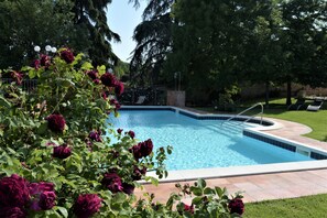 Outdoor pool - B&B & Residence Corte Bebbi (Bibbiano)
