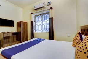 Rollaway beds, free WiFi