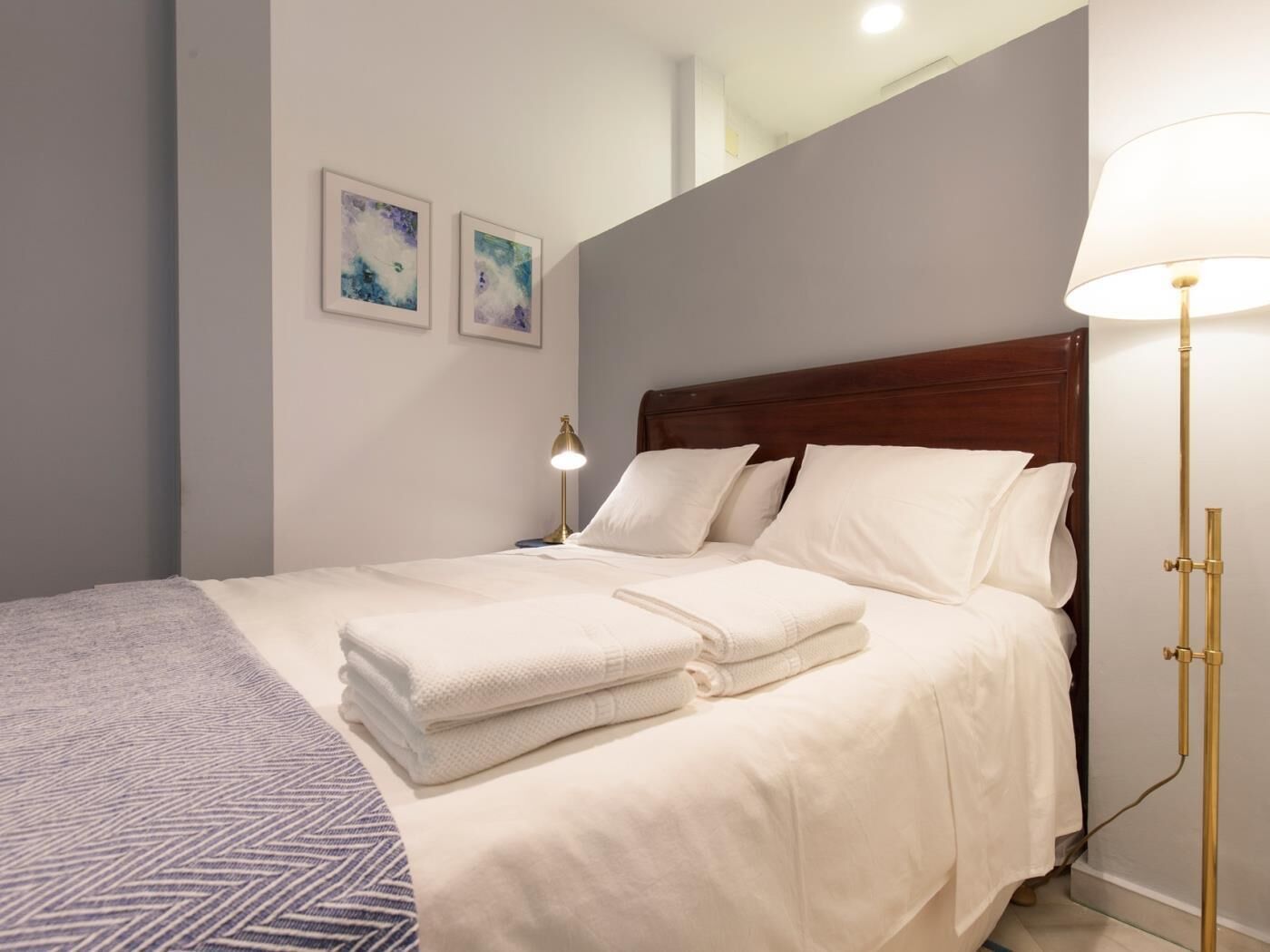 1 chambre, fer et planche à repasser, accès Internet, draps fournis