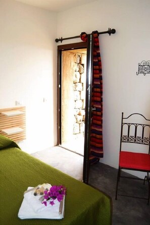 Triple Room (Mistral Caress)