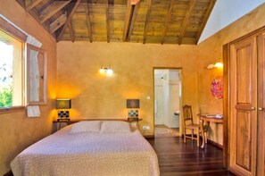 Double Room, 1 King Bed, Non Smoking | Premium bedding, down comforters, individually decorated