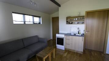 Cottage, 2 Bedrooms | Private kitchenette | Mini-fridge, microwave, oven, stovetop
