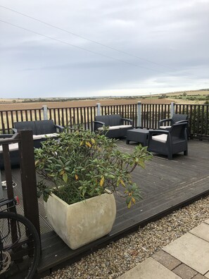 Outdoor dining - (Berwick-upon-Tweed)