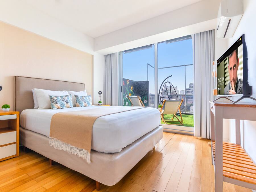 Premium bedding, down duvets, Select Comfort beds, in-room safe