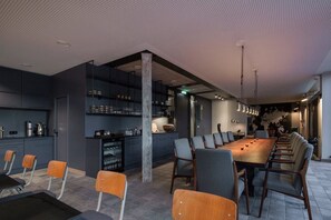 Desayuno a la carta todos los días (EUR 9.50 por persona)