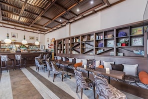 Bar (on property) - Hotel Complex Zara Bansko (Bansko)