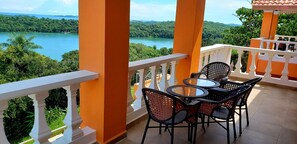 Terrace/patio - Boca Chica Bay Eco Lodge (Boca Chica)