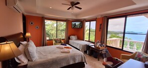 1 bedroom, Egyptian cotton sheets, premium bedding, pillowtop beds - Boca Chica Bay Eco Lodge (Boca Chica)