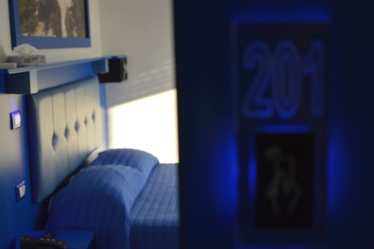 Minibar, in-room safe, free WiFi, bed sheets