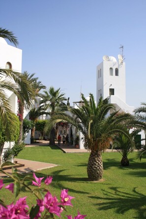 Property grounds - Apartamentos Torrelaguna (Vera)