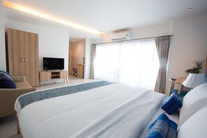 デラックス ダブルルーム プールビュー | 部屋からの景観