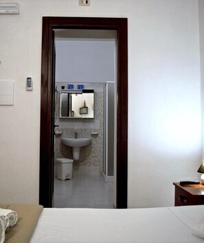 Shower, free toiletries, hair dryer, bidet - Monteciminiello (Francavilla Fontana)