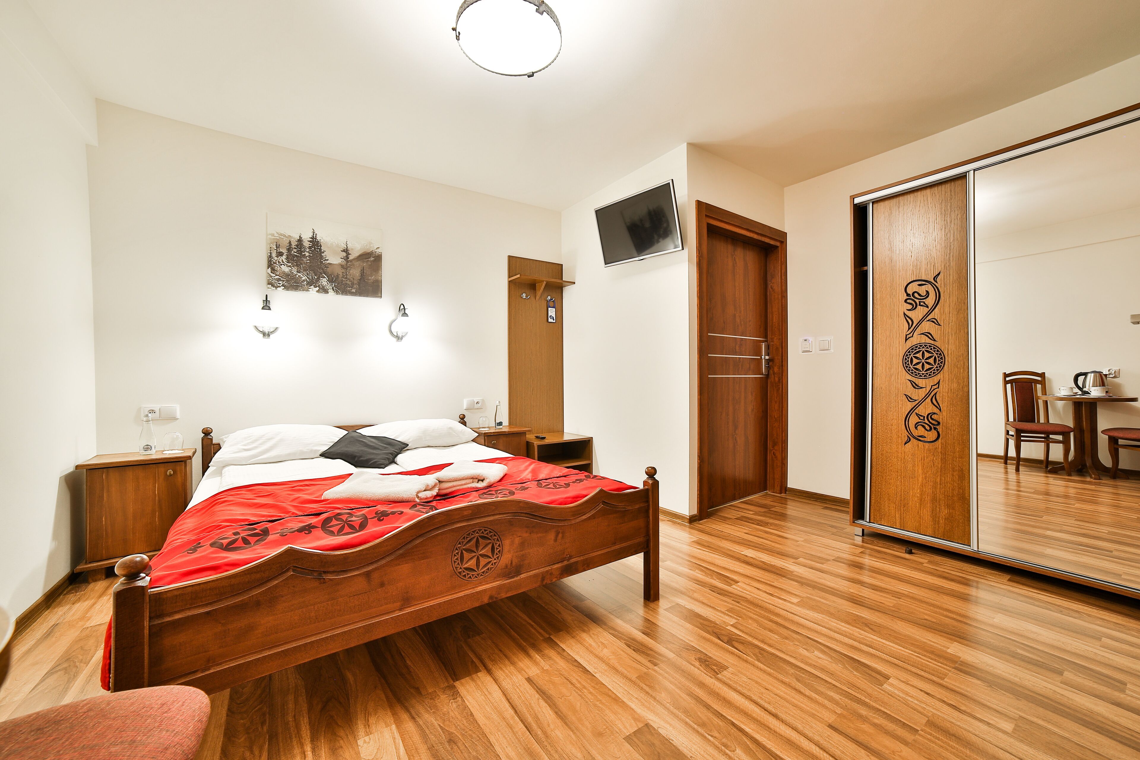 Foto - Grand Podhale Resort&Spa Zakopane - Jacuzzi - Sauna fińska i Łaźnia parowa - Widok na Tatry