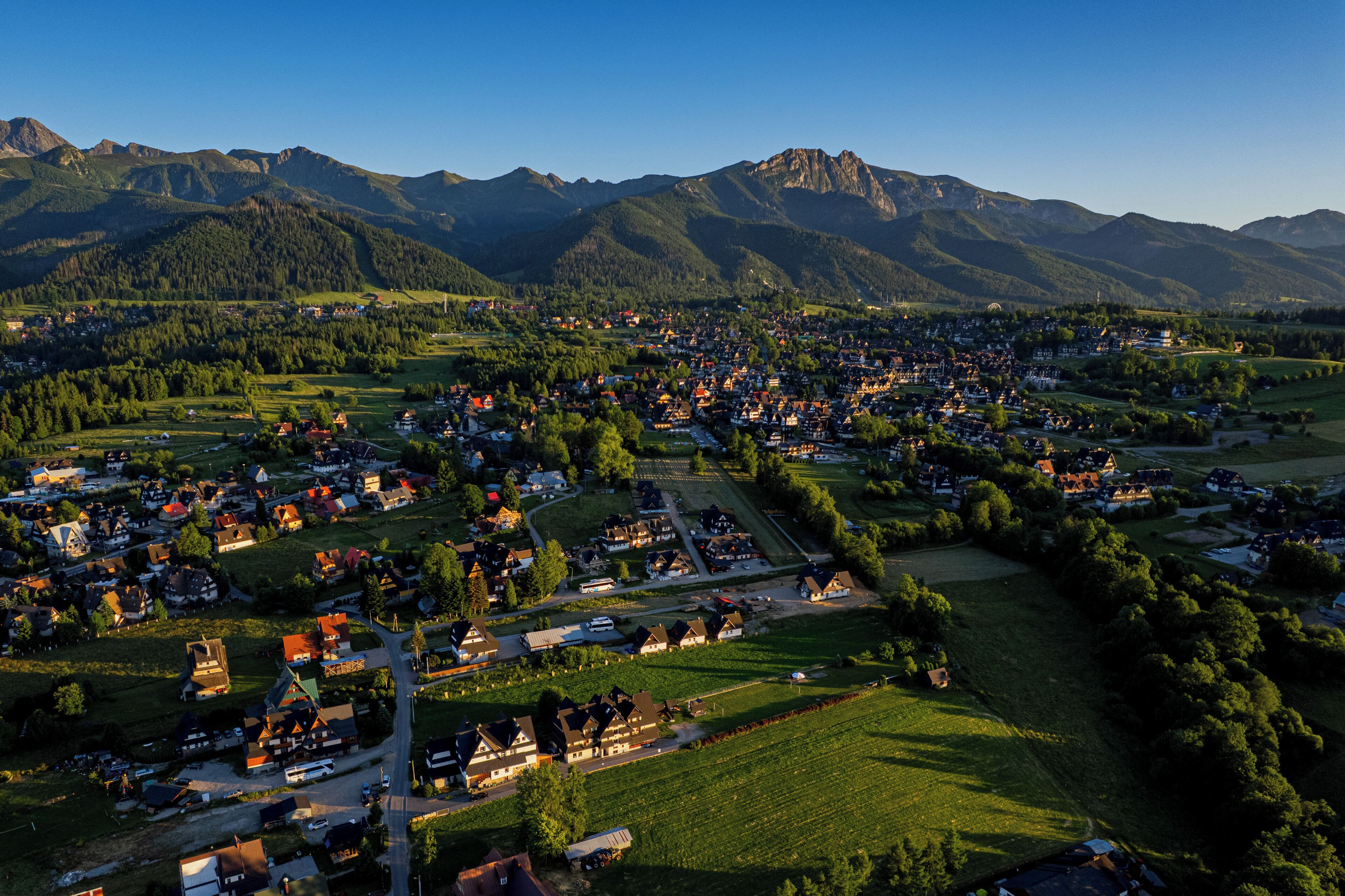 Foto - Grand Podhale Resort&Spa Zakopane - Jacuzzi - Sauna fińska i Łaźnia parowa - Widok na Tatry