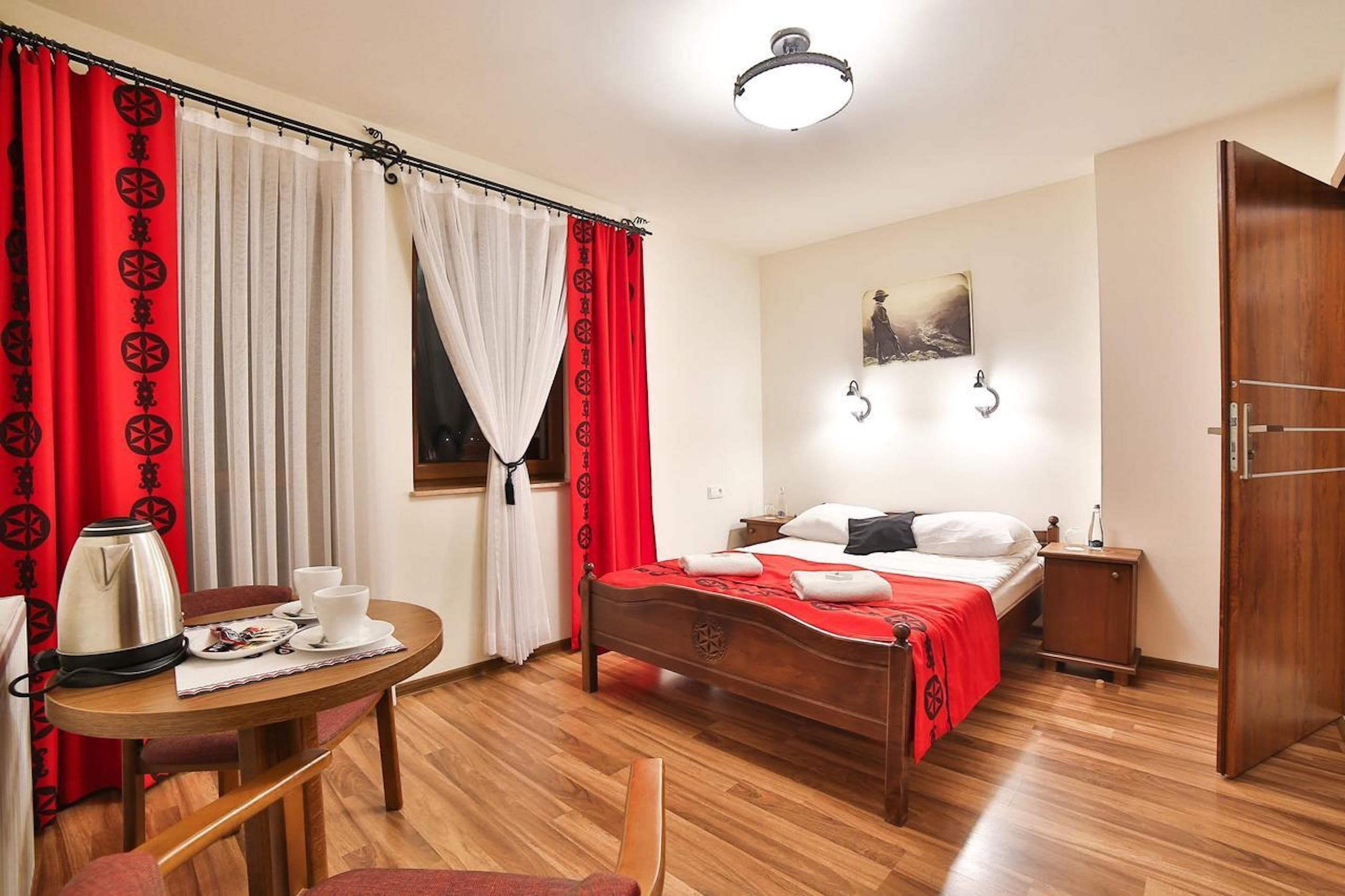 Photo - Grand Podhale Resort&Spa Zakopane - Jacuzzi - Sauna fińska i Łaźnia parowa - Widok na Tatry