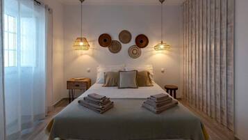 Deluxe Villa | 3 bedrooms, in-room safe, iron/ironing board, free WiFi