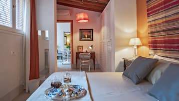 1 habitación, ropa de cama de alta calidad y minibar