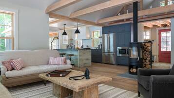 智能电视、书、音乐库、打印机