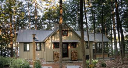 Upea upea Lakefront -mökki, 25 minuutin päässä Hanoverista / Sunapeesta